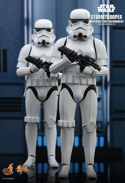 Movie Masterpiece - 1/6 Scale Fully Poseable Figure: Star Wars - Stormtrooper (with Death Star Environment)