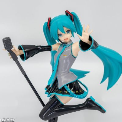 初音未来歌姬计划MEGA39’s Luminasta “初音未来”歌姬计划15周年纪念款