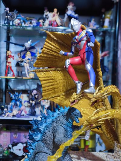 极致超值系列 哥斯拉2：怪兽之王 基多拉 引力射线