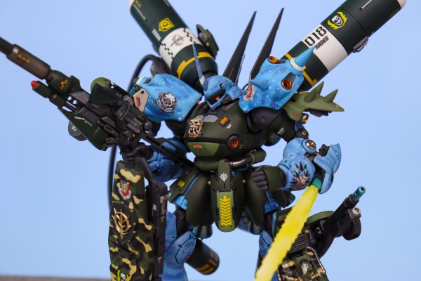 MG 1/100 机动战士高达0080 口袋里的战争 MS-18E 京宝梵