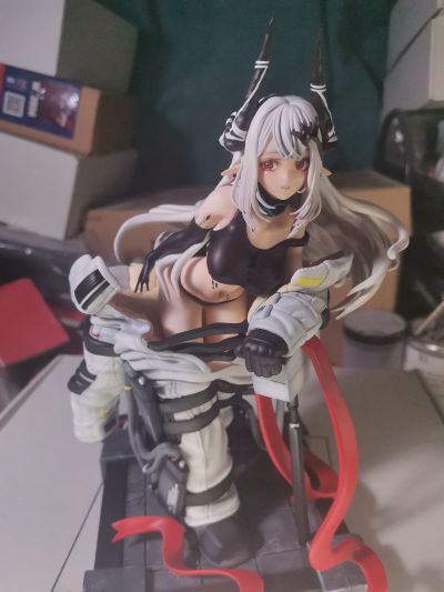 明日方舟 泥岩 休息中