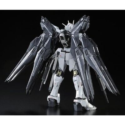 RG  强袭自由高达 装甲未启动样式