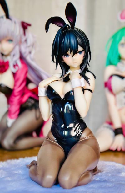 橫山石见 黑兔女郎