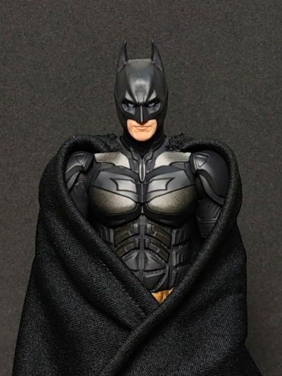 S.H.Figuarts 黑暗骑士 蝙蝠侠