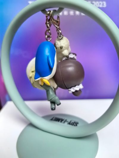 摇摇秋千 间谍过家家 阿尼亚 劳埃德 约尔