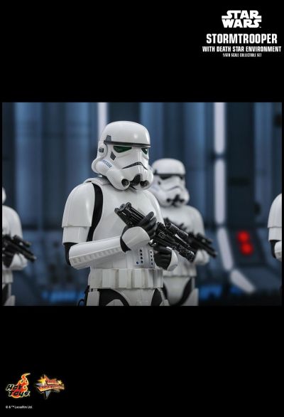 Movie Masterpiece - 1/6 Scale Fully Poseable Figure: Star Wars - Stormtrooper (with Death Star Environment)