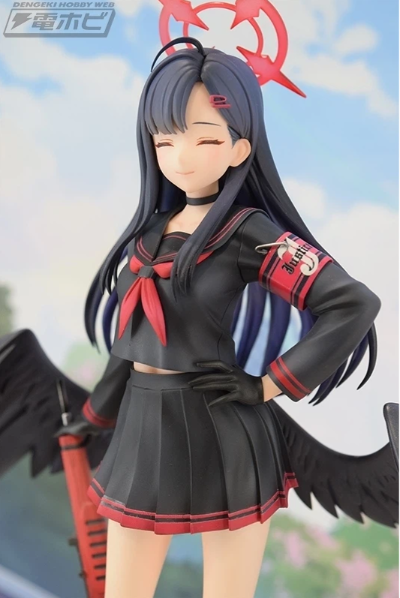 蔚蓝档案 仲正一花