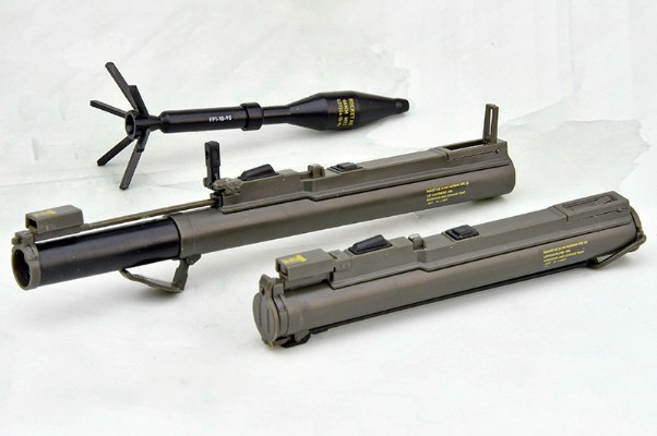 小军械库 LA106 M72LAW型