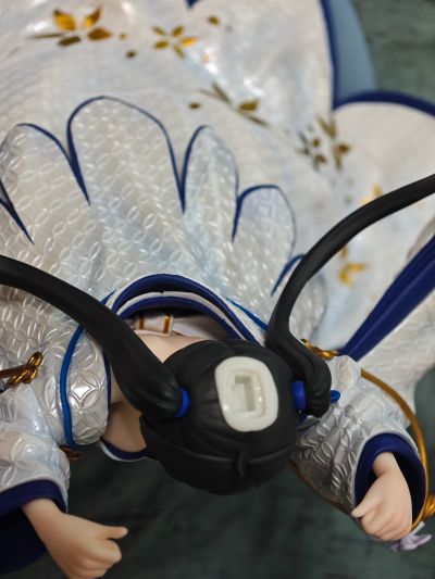 在地下城寻求邂逅是否搞错了什么 赫斯缇雅 -白无垢-