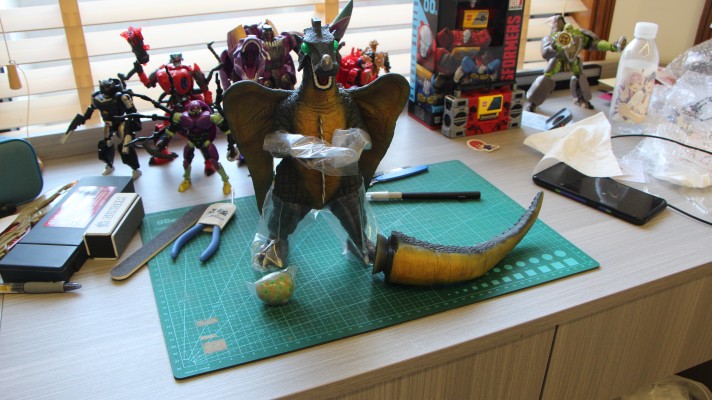 奥特曼大怪兽系列5000 艾斯奥特曼 加麦雷王