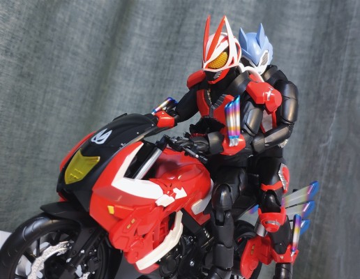 S.H.Figuarts 推进冲锋摩托