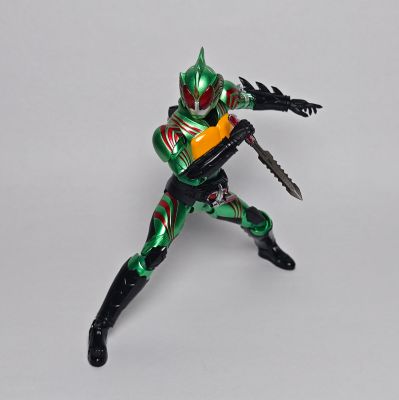 S.H.Figuarts  假面骑士亚马逊欧米伽 （Amazon.co.jp独家版）