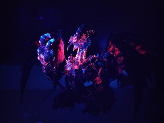 S.H.MonsterArts 游戏王 怪兽之决斗 真红眼黑龙