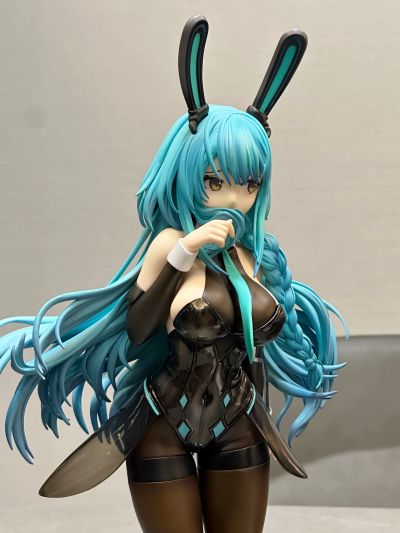 B-style 碧蓝航线 黑太子 迷糊的侍者
