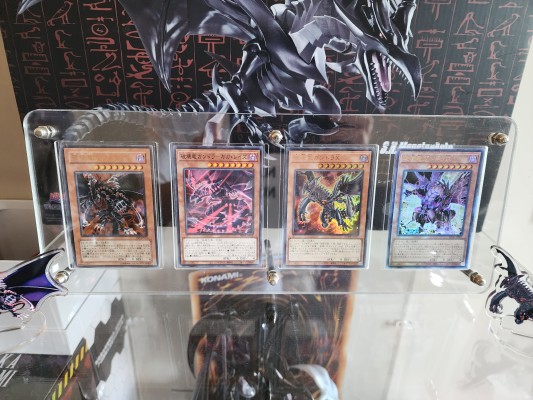 游戏王怪兽之决斗 真红眼黑龙玩偶