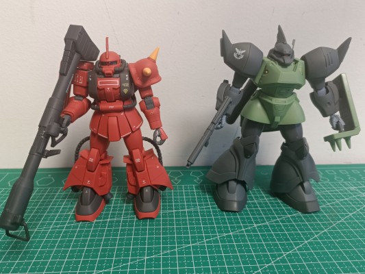 HGUC 1/144 机动战士高达 MSV-R 强尼·莱汀的归来 MS-06R-2 强尼・雷电专用扎古