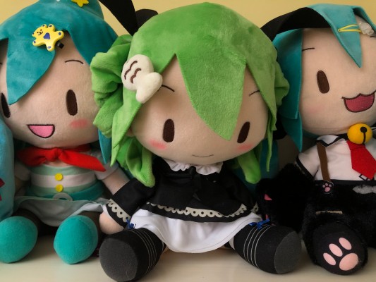 可爱软绵绵玩偶 初音未来 16周年纪念款  L尺寸