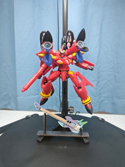 HG  1/100 VF-19改 烈焰女武神 喇叭装备型
