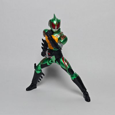 S.H.Figuarts  假面骑士亚马逊欧米伽