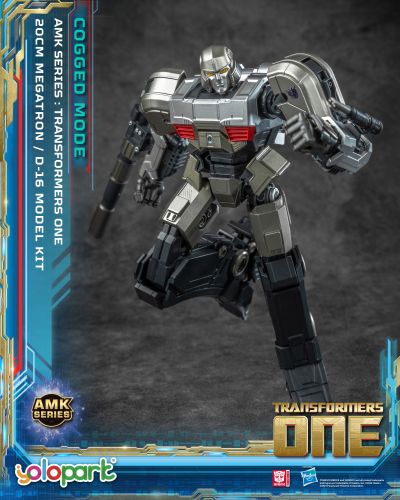 AMK系列 变形金刚：起源 D-16（威震天） 转换形态