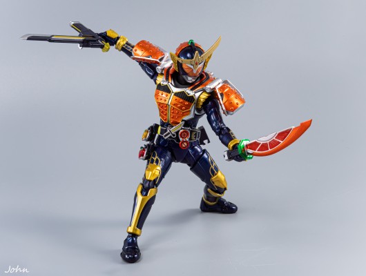 S.H.Figuarts（真骨雕制法）假面骑士铠武 橙子武装