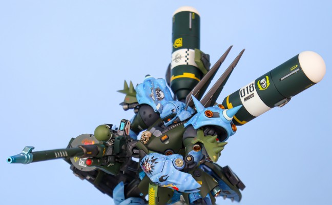 MG 1/100 机动战士高达0080 口袋里的战争 MS-18E 京宝梵