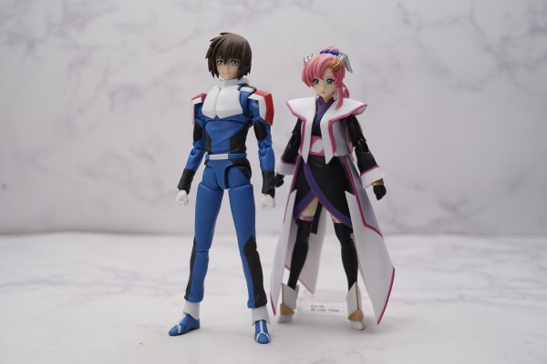 S.H.Figuarts  拉克丝·克莱茵（孔帕斯指挥官外套）