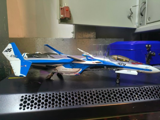 DX超合金 超时空要塞Δ VF-31C 齐格菲（米拉洁·法莉娜·吉纳斯机）