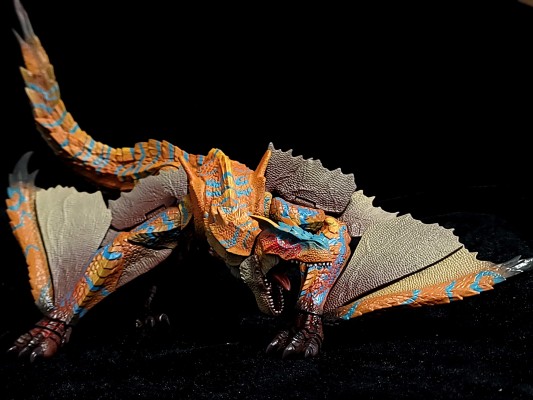 S.H.MonsterArts 怪物猎人系列 轰龙