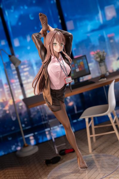 不想上班的OL酱 粉衣版