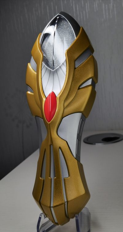 麦克斯奥特曼-麦克斯短剑