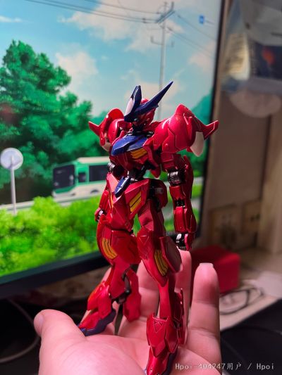 HG 1/144  惊异巴巴托斯高达天狼座