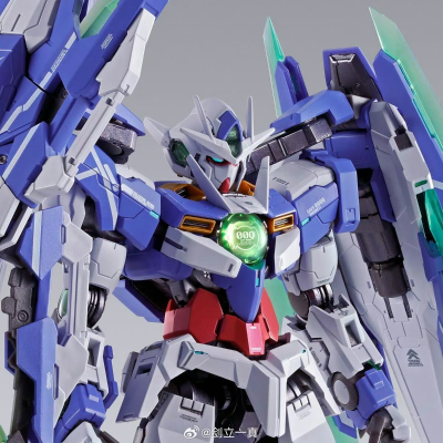 METAL BUILD 量子型00高达 全刃装