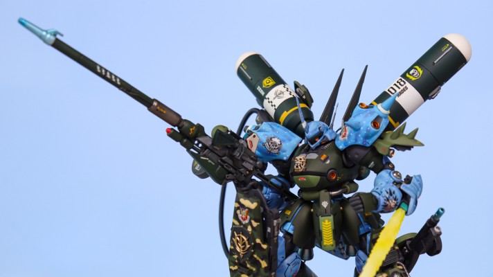 MG 1/100 机动战士高达0080 口袋里的战争 MS-18E 京宝梵