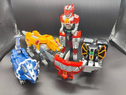 风雷模型 恐龙战队 麦克佐德