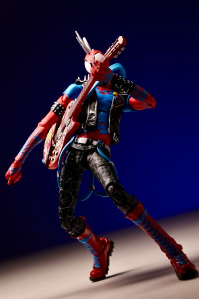 S.H.Figuarts  朋克蜘蛛侠（蜘蛛侠：纵横宇宙）