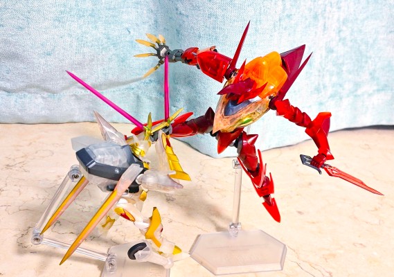 ROBOT魂 -ROBOT魂-〈SIDE KMF〉CODE GEASS 叛逆的鲁鲁修R2 兰斯洛特 アルビオン