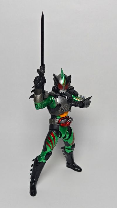 S.H.Figuarts  假面骑士亚马逊新生欧米伽