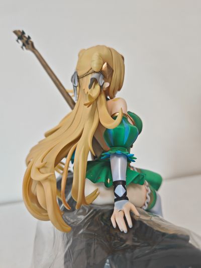 精灵贝斯手 埃塔