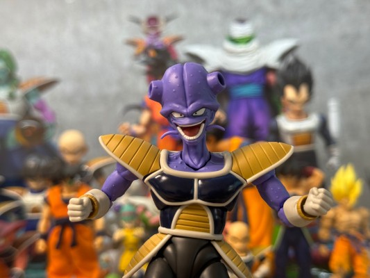 S.H.Figuarts 龙珠Z 柯依（邱夷）