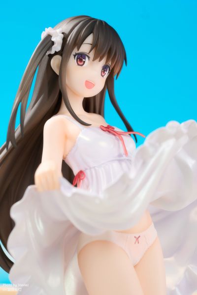 杂志封面少女 彩濑凉子