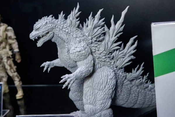 极致超值系列 哥斯拉 2000 千禧年(1999)