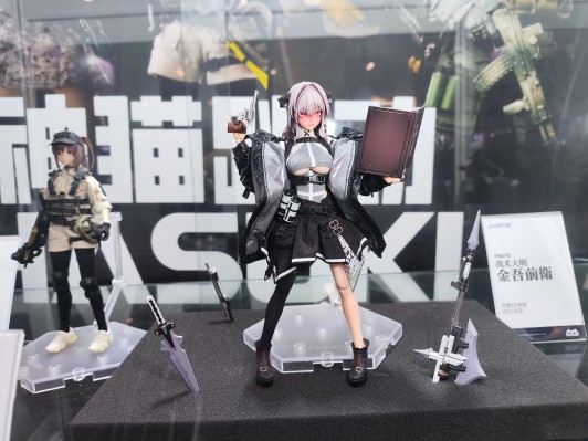 CS018 修女服B 机娘服装包