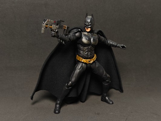 S.H.Figuarts 黑暗骑士 蝙蝠侠