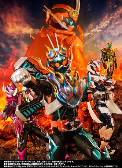 S.H.Figuarts 假面骑士烈焰歌查德破晓 / 歌查德破晓 蒸汽蝗虫