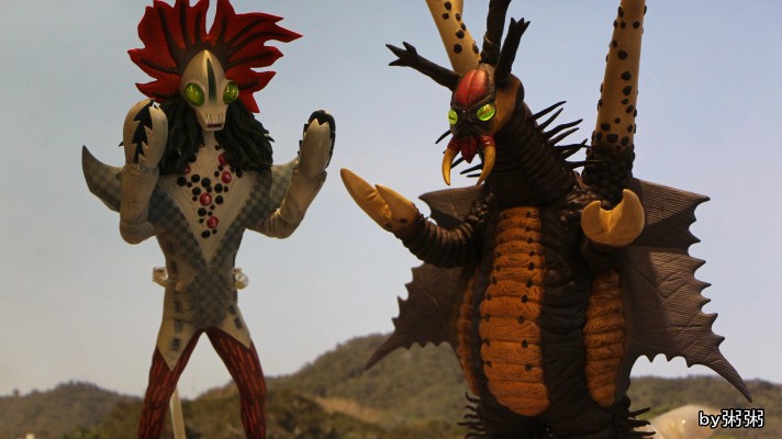 大怪兽系列 阿里蓬塔 发光Ver.