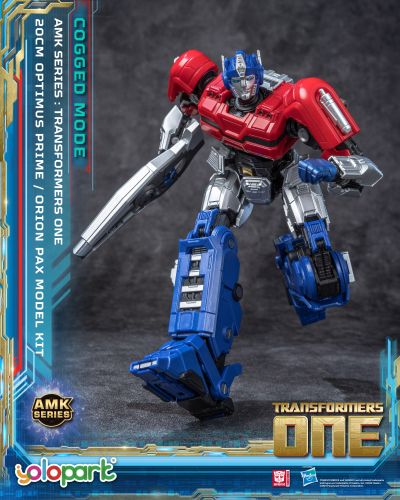 AMK系列 变形金刚：起源 奥利安·派克斯（擎天柱）转换形态