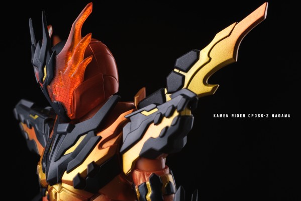 S.H.Figuarts 假面骑士创骑 假面骑士克罗兹 熔岩形态