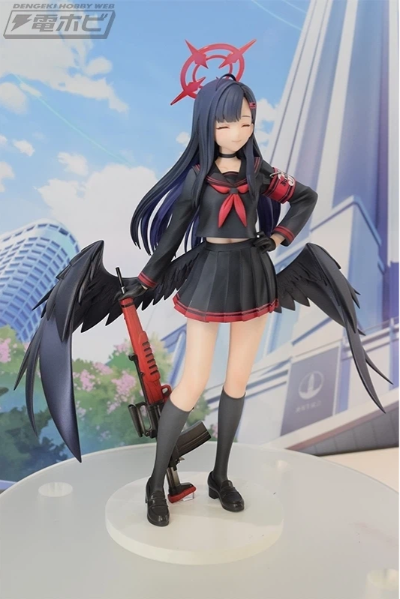 蔚蓝档案 仲正一花