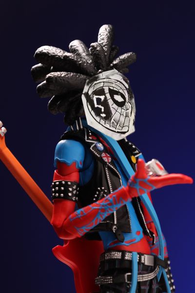 S.H.Figuarts  朋克蜘蛛侠（蜘蛛侠：纵横宇宙）